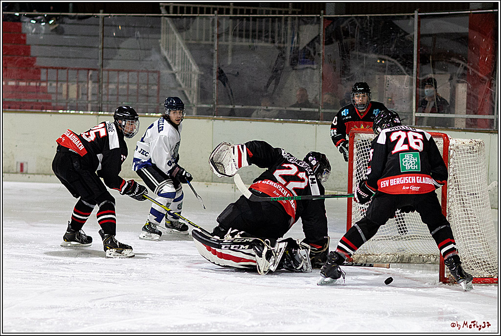 U20- ESV Bergisch Gladbach Realstars-Koenigsborner-JEC Bulldogs 9-3, 12.12.2021